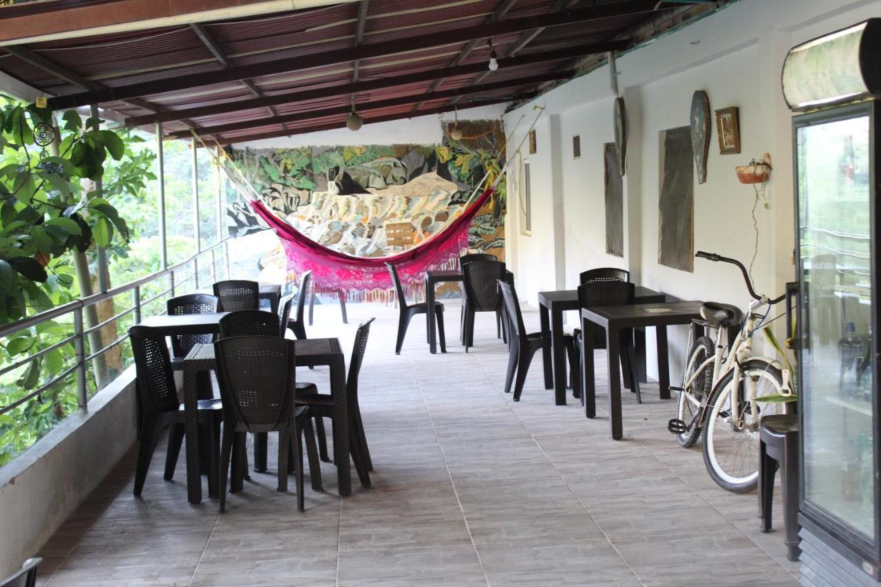 Hostal Alto De La Montana 민카 외부 사진