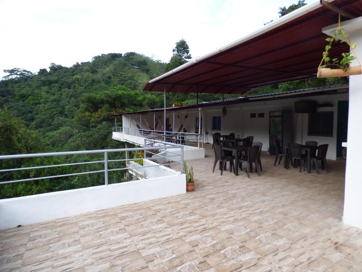 Hostal Alto De La Montana 민카 외부 사진